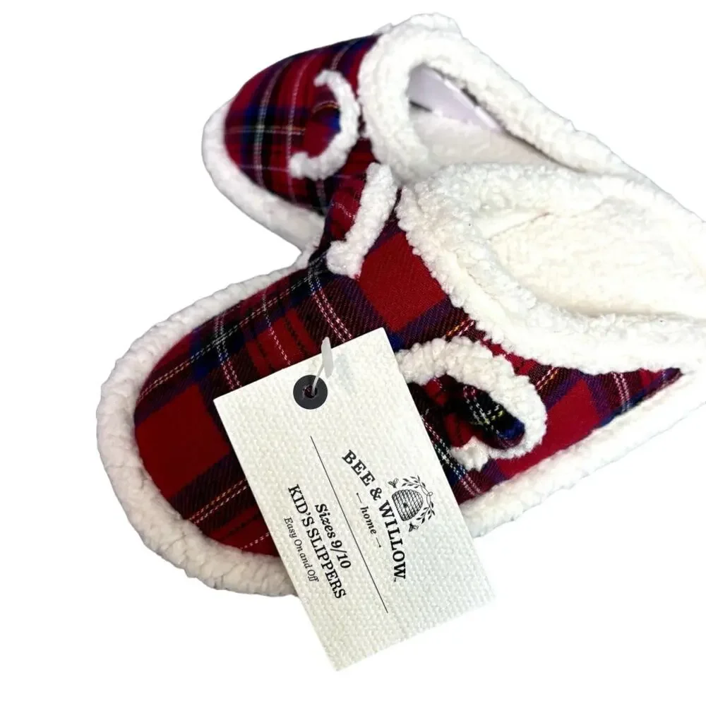 Bee & Willow Children's Christmas Plaid Sherpa Slip On Slippers Holiday 9/10 NEW